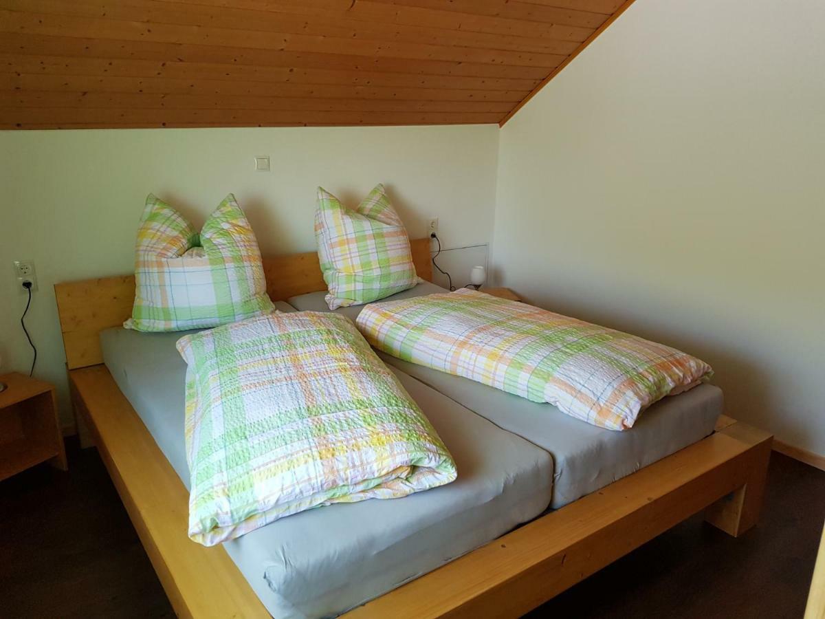 Ferienwohnung Kittel Oberzissen エクステリア 写真